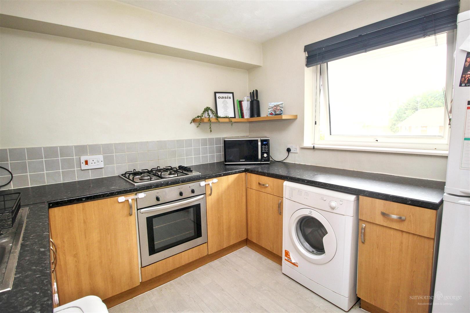 Starlings Drive, Tilehurst, Reading